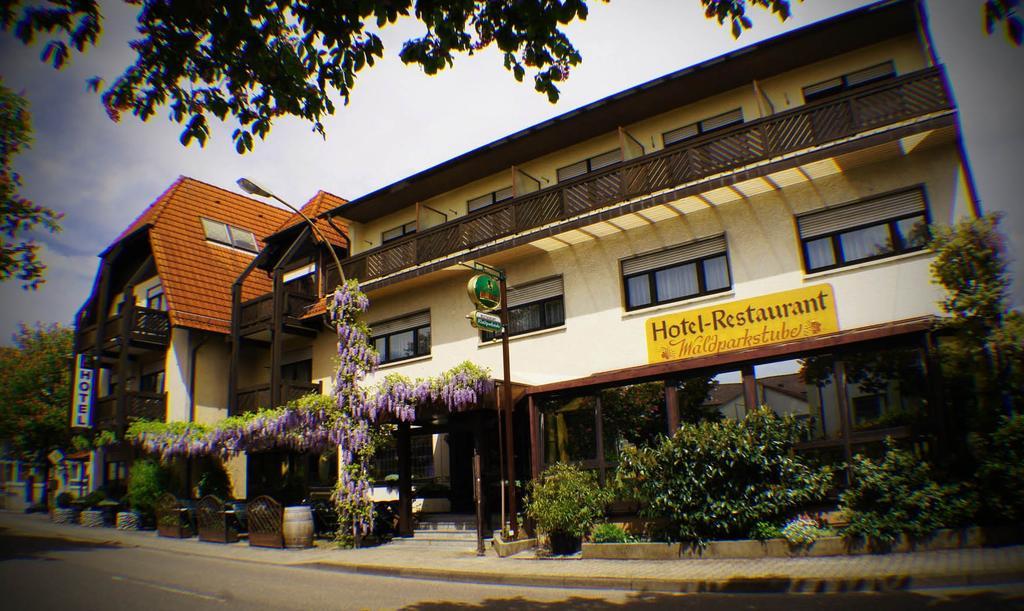 Hotel Waldparkstube Бад-Шенборн Екстер'єр фото